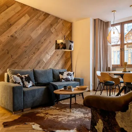 Krupowki Brama 27 Zakopane